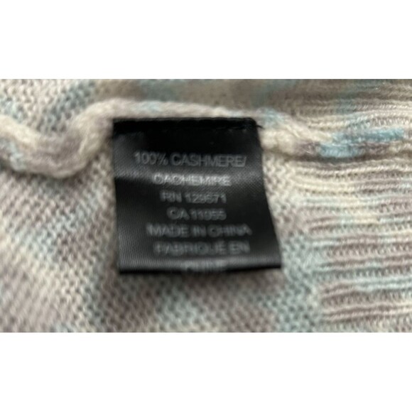 360 Cashmere Animal Leopard Print White Gray blue Cashmere  Sweater large soft - Picture 7 of 7